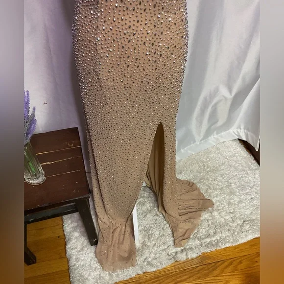 La Femme Pink Blush Gown - Picture 5 of 14